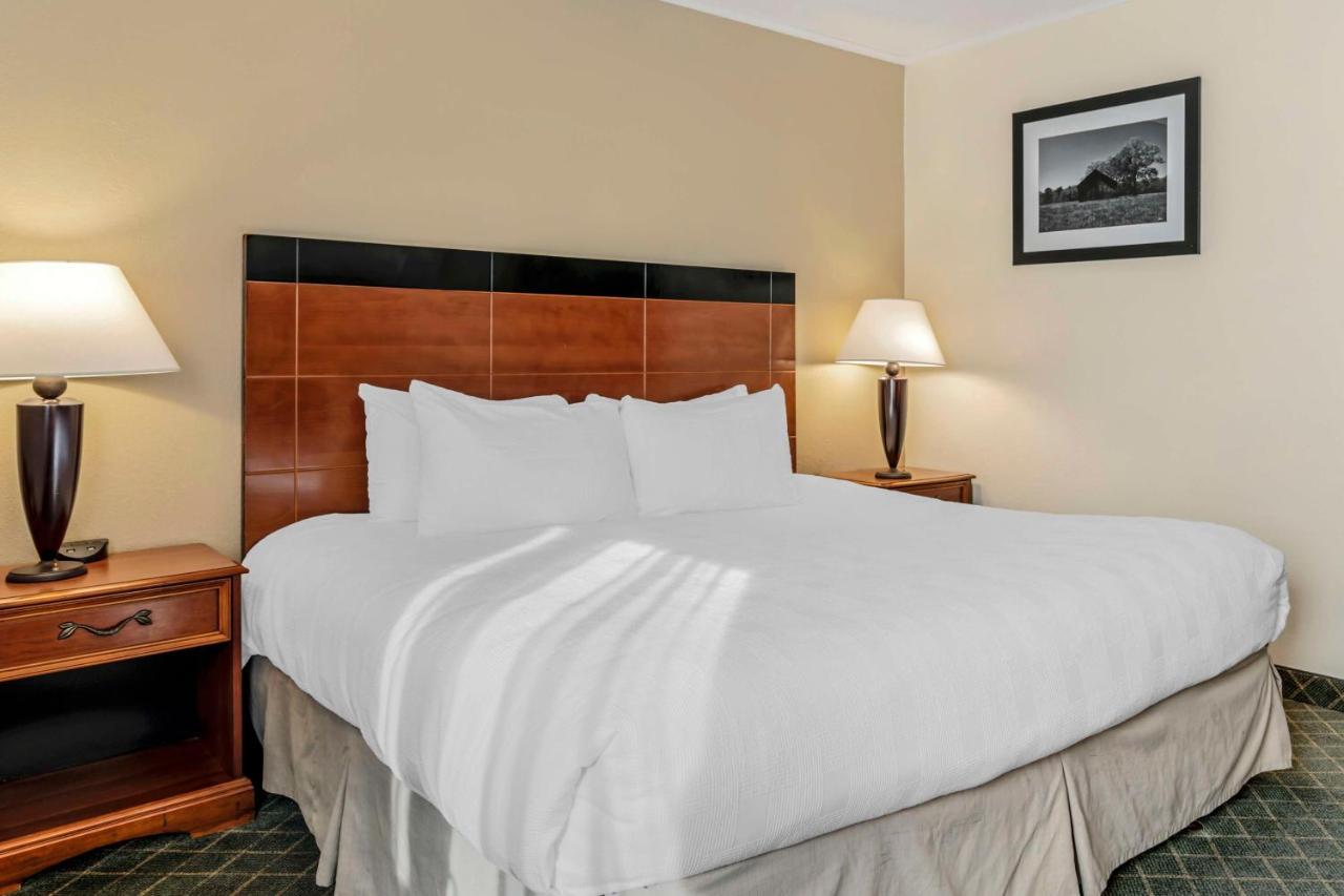 Best Western Plus Augusta Civic Center Inn Dış mekan fotoğraf